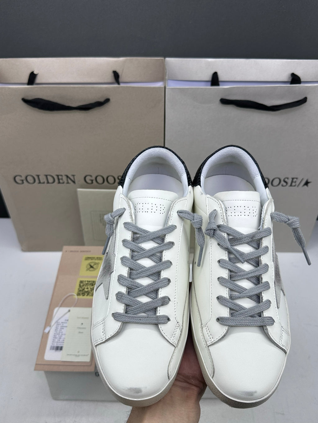 Golden Goose Super-Star 'Suede Grey Star/Textured Black Heel Tab'