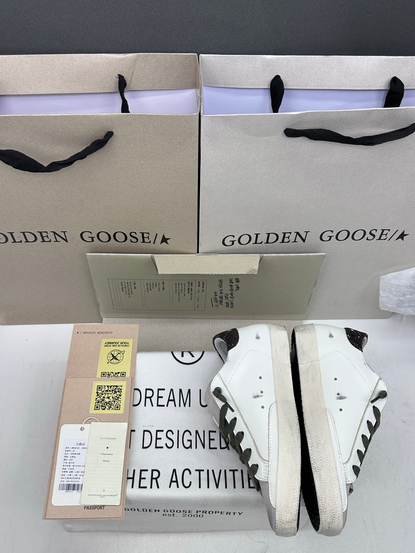 Golden Goose Super-Star 'Dark Glitter Star & Heel Tab'