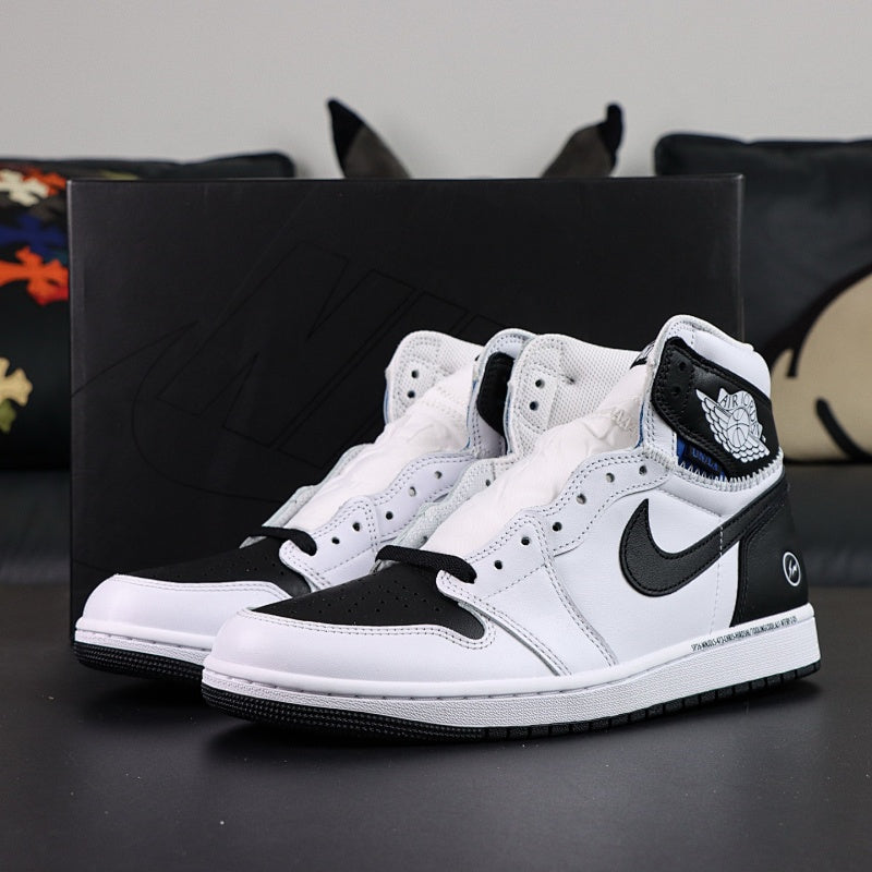 Jordan 1 Retro High OG SP x Fragment x Union LA 'White Black'