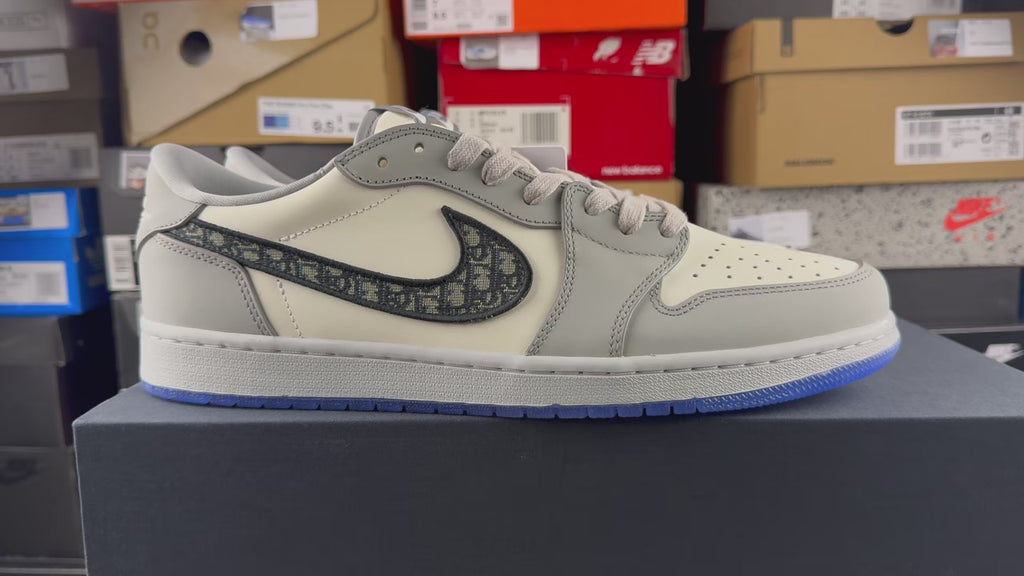 Jordan 1 Retro Low x Dior