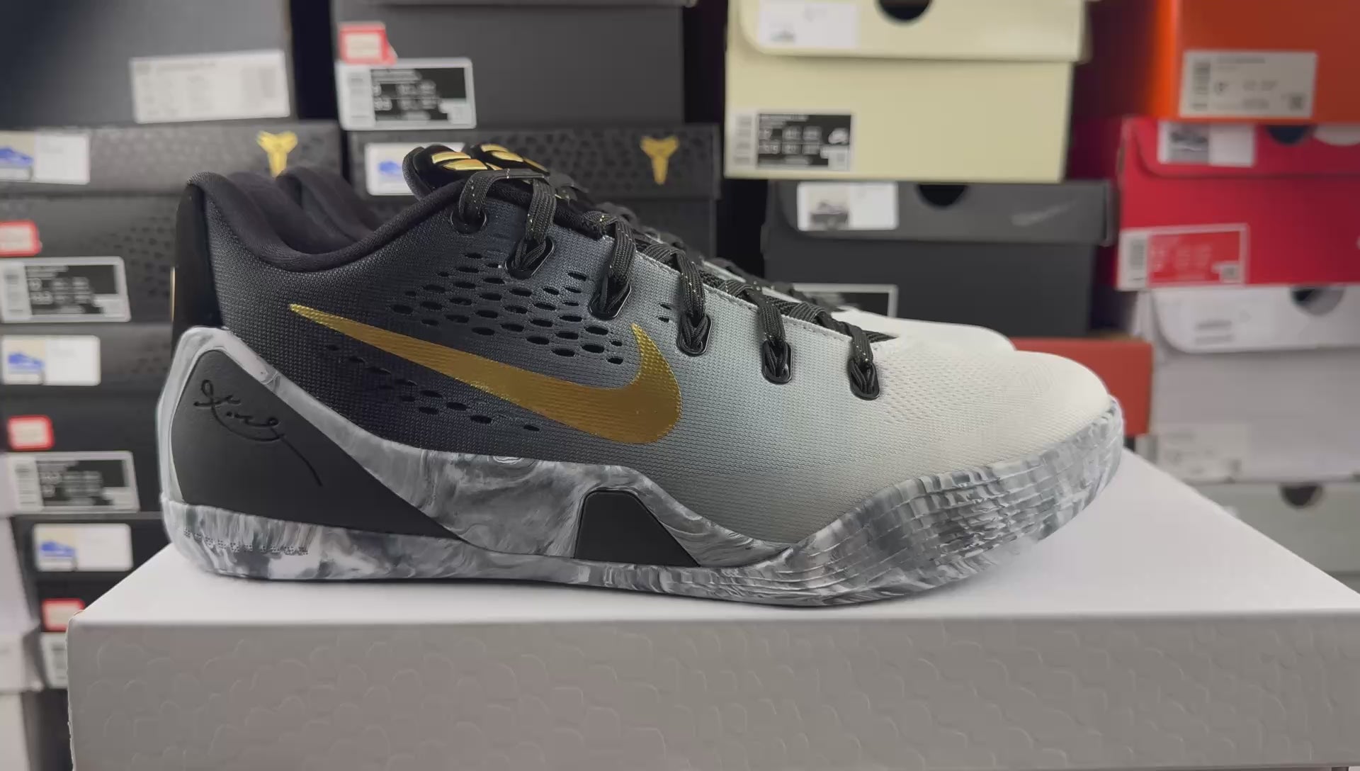 Kobe 9 EM low Protro Mambacita