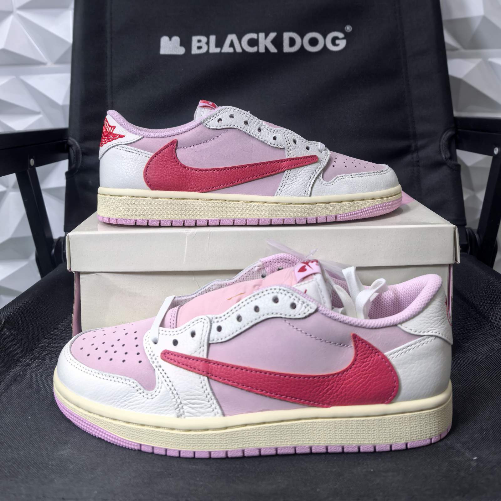 Jordan 1 low Travis Scott Tropical Pink - LJR version