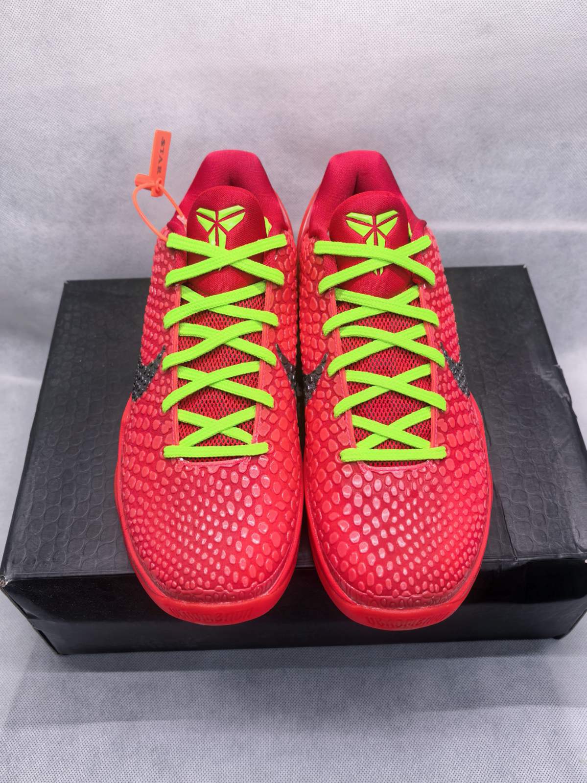Kobe 6 Protro Reverse Grinch