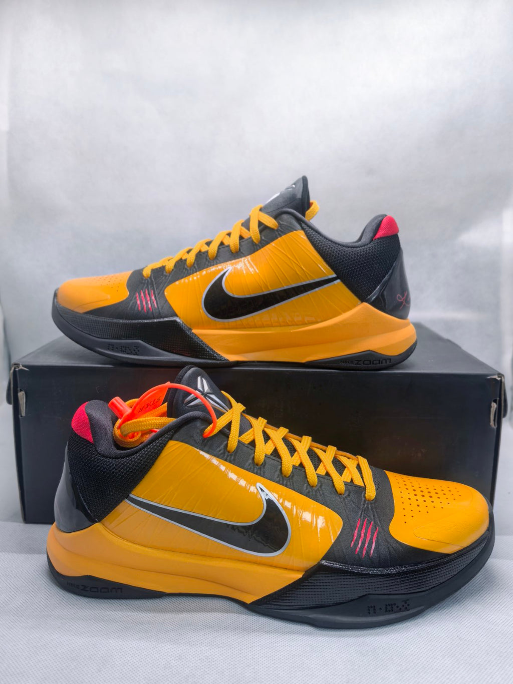 Kobe 5 Protro Bruce Lee